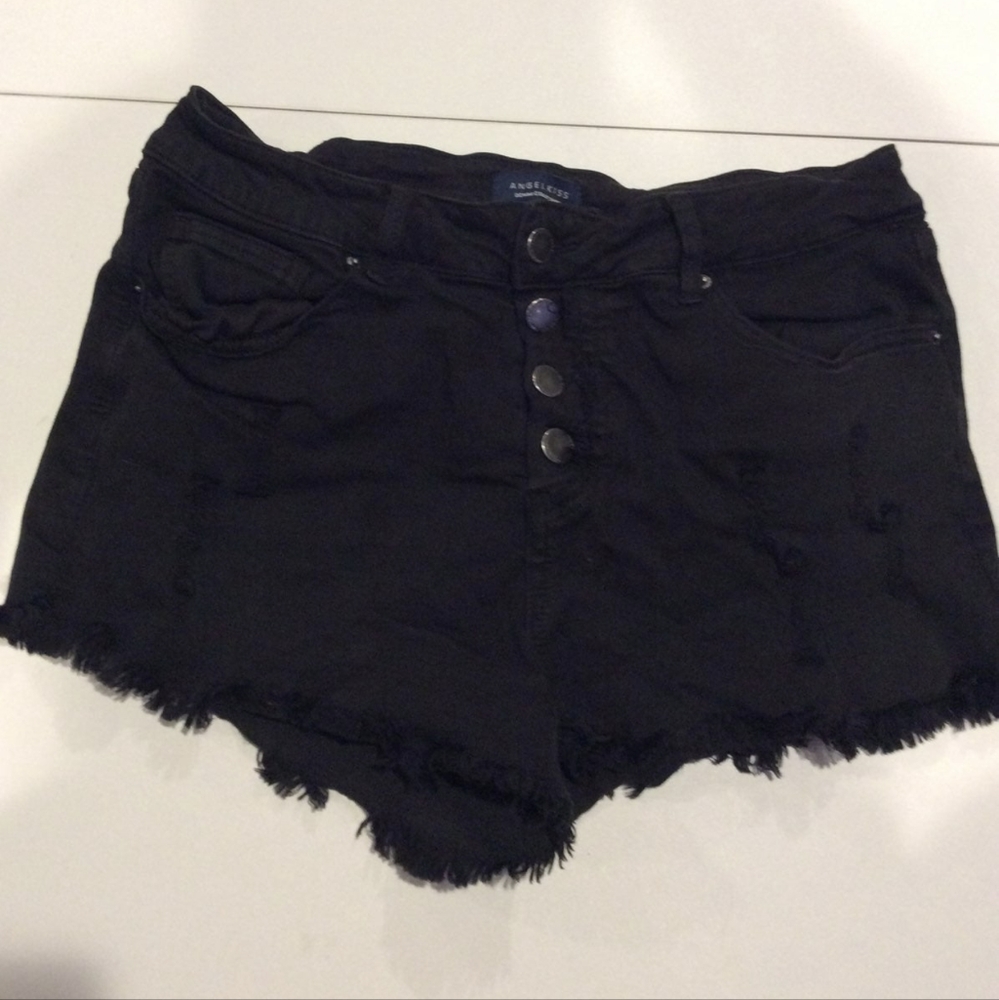 Black angel kiss shorts